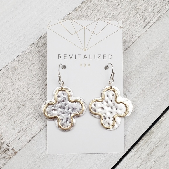 EARRINGS 》MYSTERY BOX - Picture 3 of 7